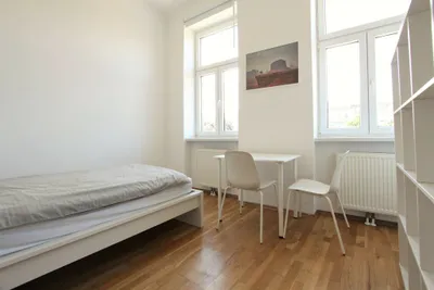 Sonnige, möblierte 1-Zimmer-Wohnung in zentraler Lage! Kurzzeitvermietung!