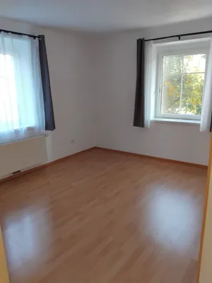 2-Zimmer-Wohnung mieten in Wels-Land – 65 m², € 600 – Bild 2 von 7