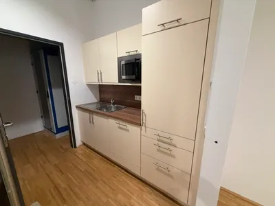 Gewerbeimmobilie mieten in Linz – 448 m², € 5.600 – Bild 10 von 11