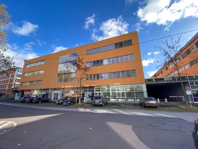 Gewerbeimmobilie mieten in Linz – 448 m², € 5.600