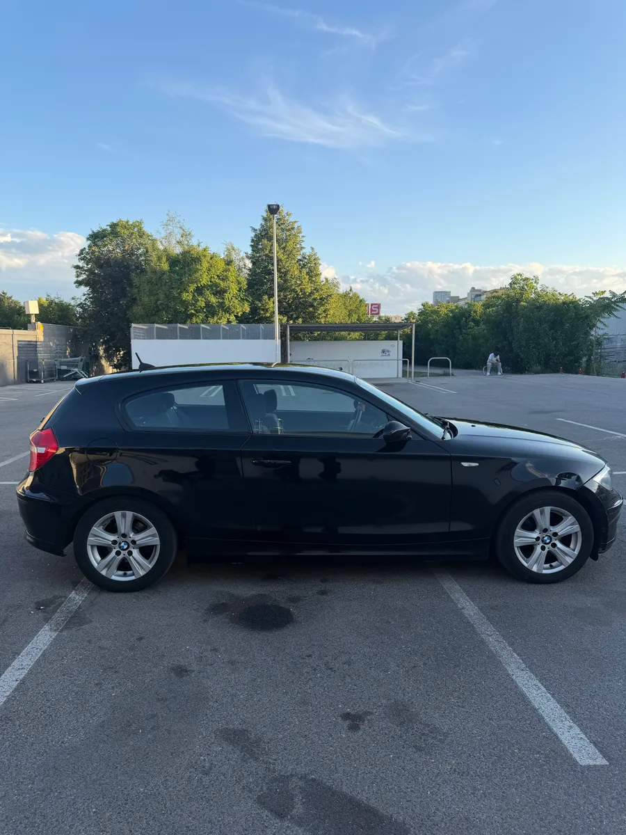 BMW 1Er 2009 photo 2