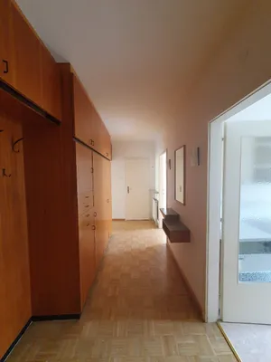 4-Zimmer-Wohnung mieten in Linz – 106 m², € 1.333 – Bild 8 von 12