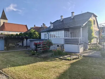 3-Zimmer-Haus kaufen in Hollabrunn – 82,1 m², € 169.000 – Bild 1 von 12