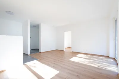 2-Zimmer-Wohnung mieten in Linz Land – 53 m², € 757 – Bild 2 von 4