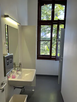 Gewerbeimmobilie mieten in Wien – 44 m², € 874 – Bild 11 von 13