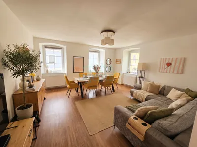 6-Zimmer-Gewerbeimmobilie kaufen in Perg – 206 m², € 345.000 – Bild 2 von 6