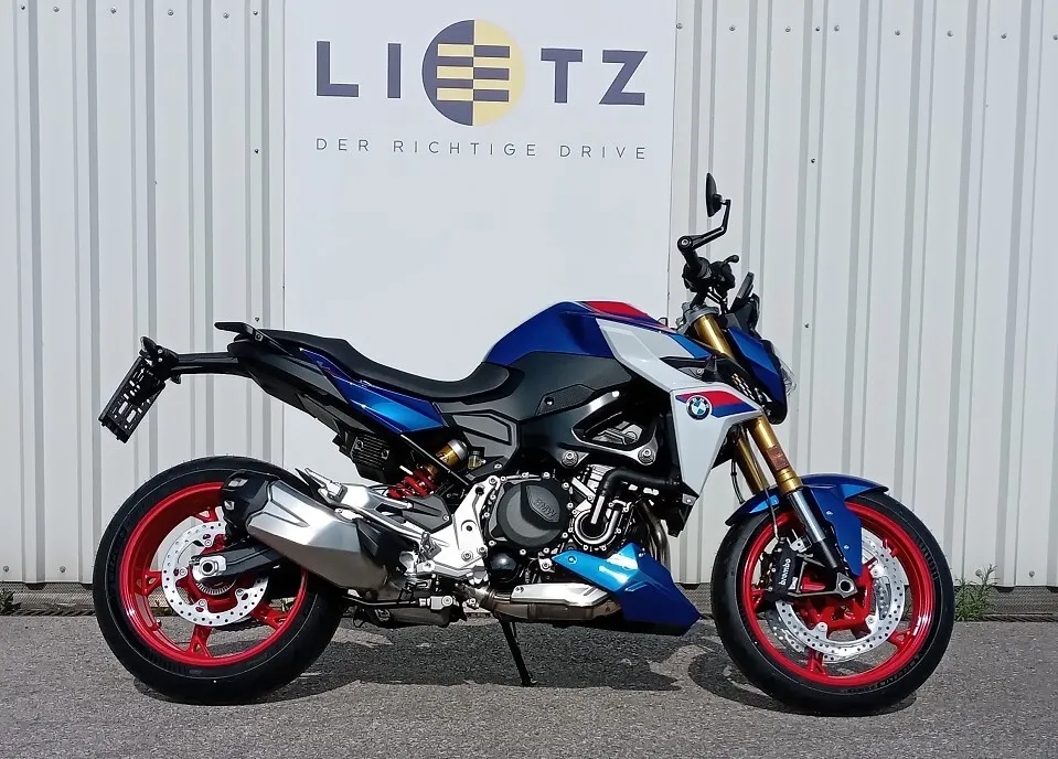 BMW F 900 R