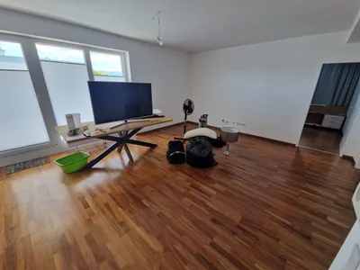 4-Zimmer-Wohnung mieten in Neunkirchen – 96 m², € 1.125 – Bild 3 von 7