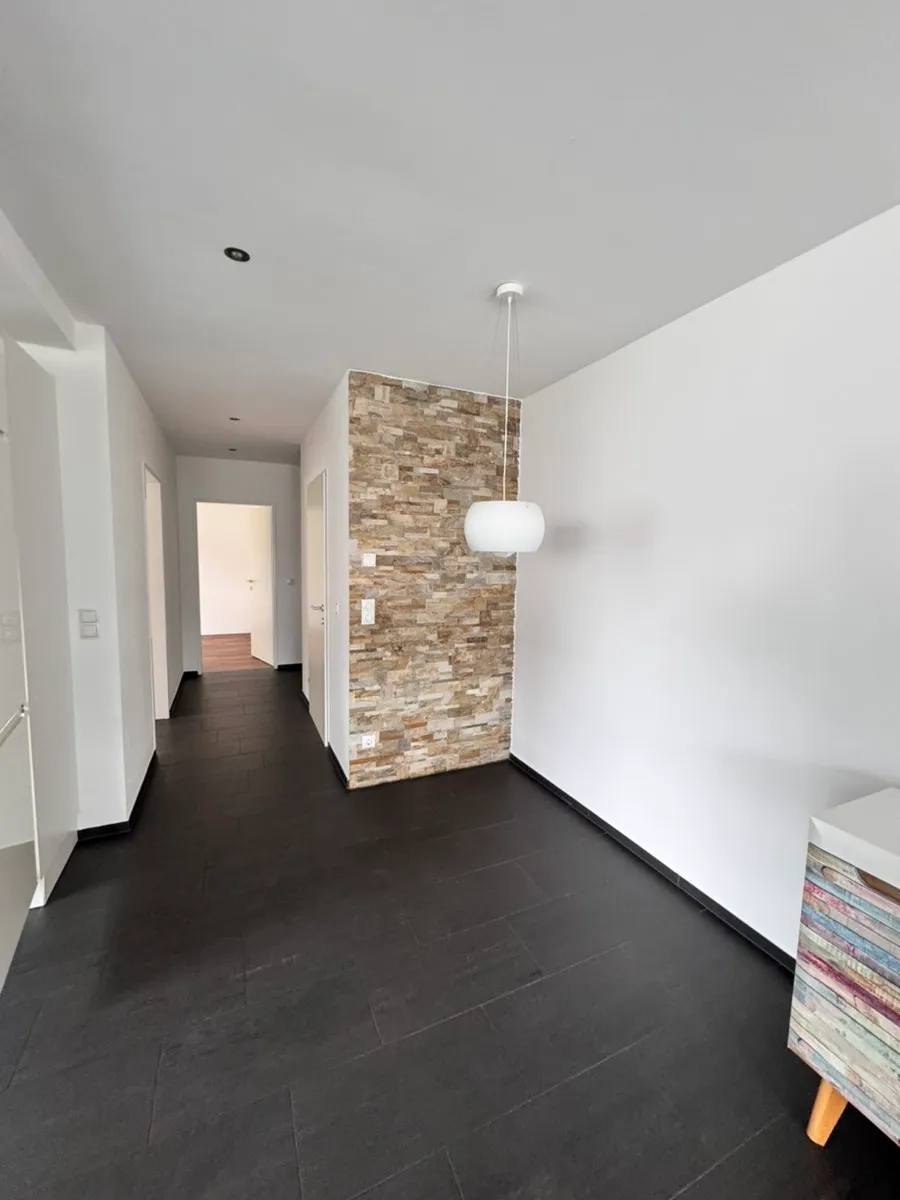 Exklusive 3-Zimmer-Wohnung mit hochwertiger Wohnküche in Zirl – pohled 3