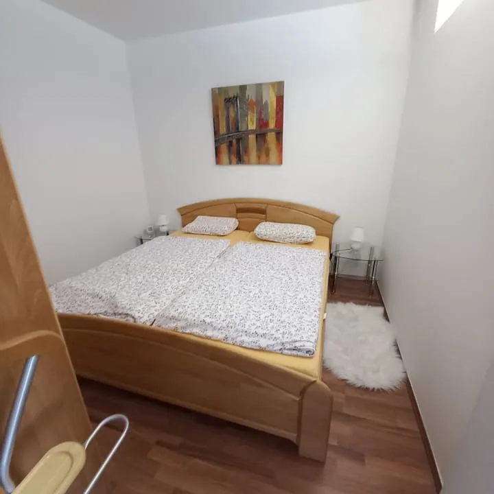 möblierte Wohnung Krems-Rehberg: Ideal für Studenten (befristet) - Ansicht 2