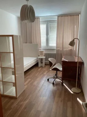 4-Zimmer-Wohnung mieten in Wien – 101 m², € 488 – Bild 5 von 13