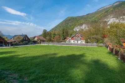 Grundstück kaufen in Gmunden – 1 039 m², € 260.000