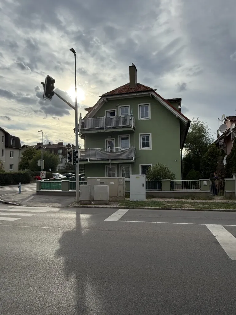 Haus – Kottingbrunn, Au-Siedlung, Katastralgemeinde Kottingbrunn - Ansicht 2
