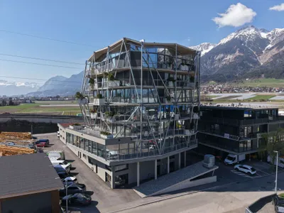 Gewerbeimmobilie mieten in Innsbruck-Land – 82 m², € 1.840
