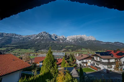 8-Zimmer-Gewerbeimmobilie kaufen in Kufstein – 247 m², € 1.990.000 – Bild 2 von 3