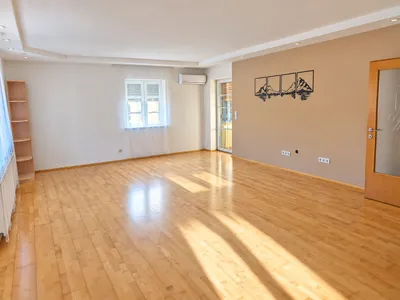 8-Zimmer-Wohnung mieten in Leibnitz – 181 m², € 1.155 – Bild 2 von 29