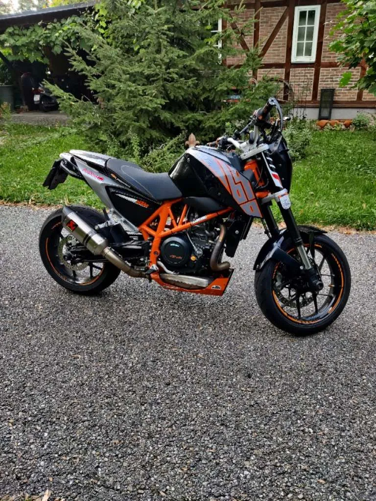 KTM 690