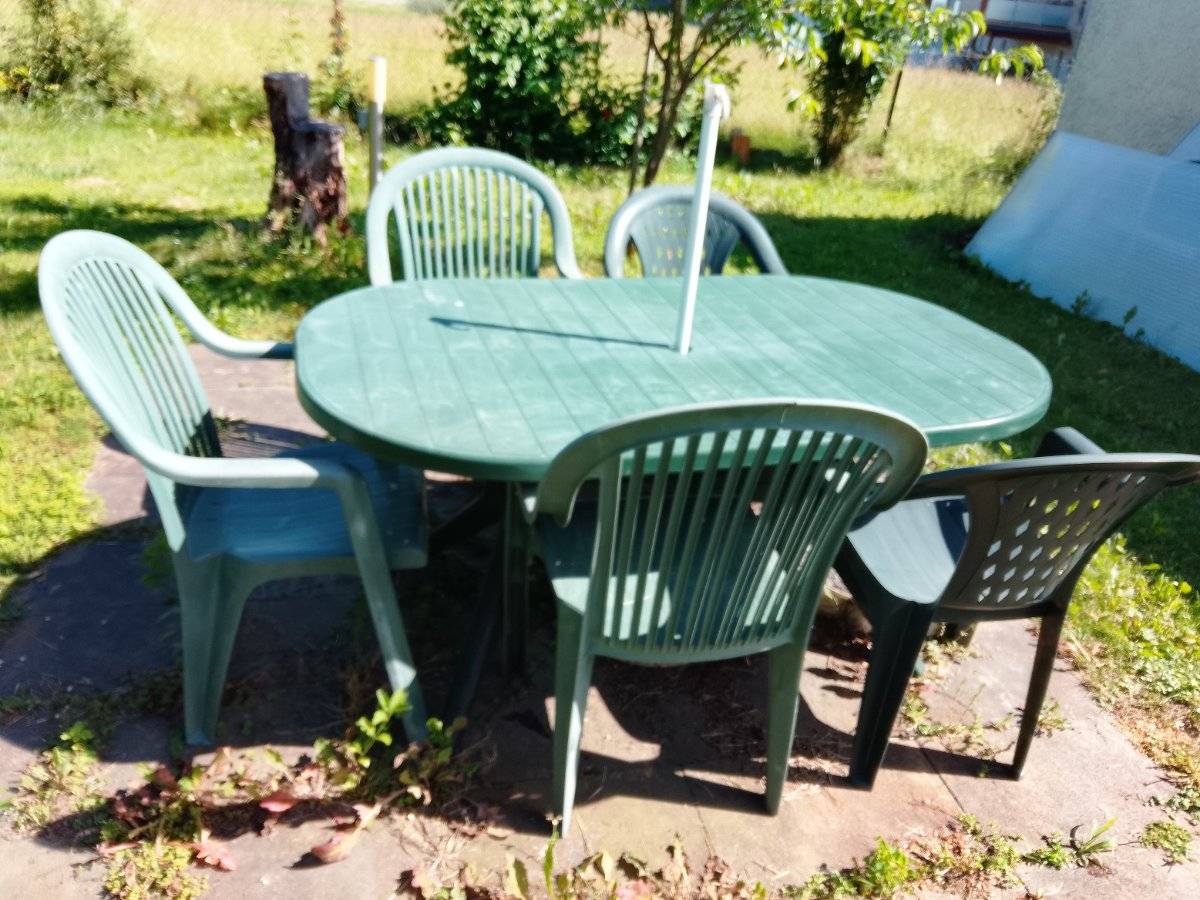Gartenmöbel zu verschenken