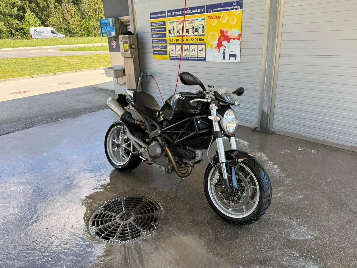 Ducati Monster