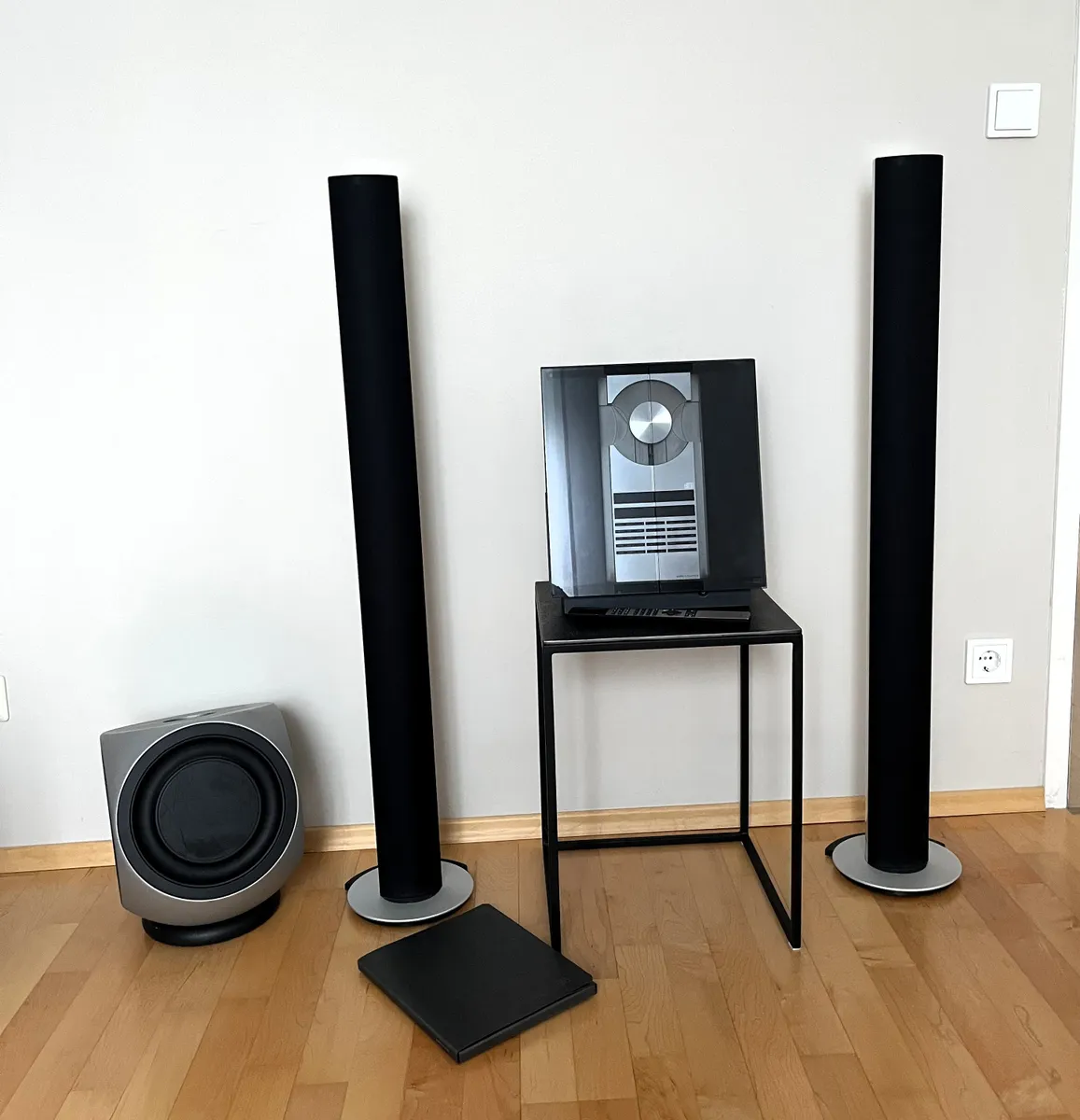 Used Bang & Olufsen beosound 3000 Loudspeakers for Sale