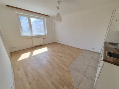 SÜDTIROLERPLATZ! HAUPTBAHNHOF! Kleine 2 Zimmer NEUBAUWOHNUNG!