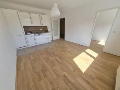 SÜDTIROLERPLATZ! HAUPTBAHNHOF! Kleine 2 Zimmer NEUBAUWOHNUNG! – Bild 2