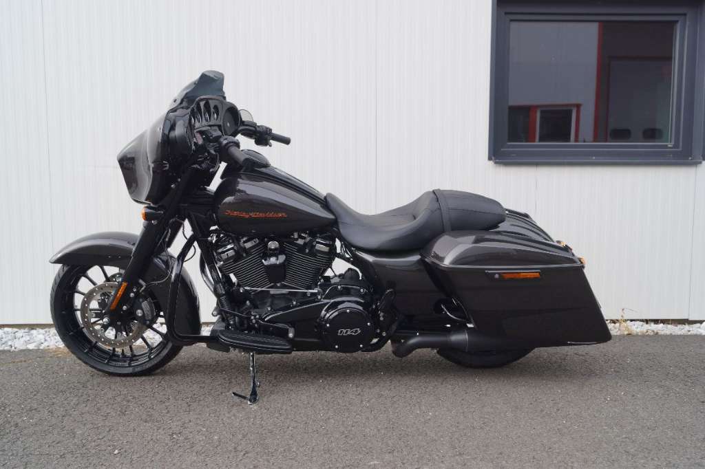 Harley-Davidson Street Glide Special +Kesstech+ Tourer