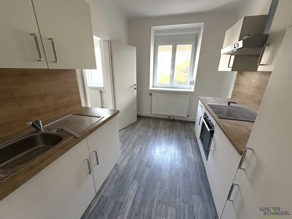 Neu renovierte 2 Zimmer Wohnung mit ruhiger Loggia - Ansicht 2