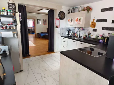 6-Zimmer-Haus kaufen in Feldkirchen – 196 m², € 330.000 – Bild 8 von 43