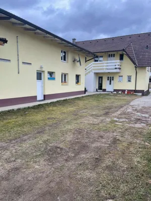 7-Zimmer-Gewerbeimmobilie kaufen in Gänserndorf – 290 m², € 450.000 – Bild 2 von 23