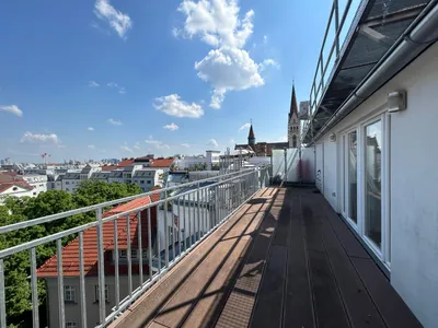 DACHTERRASSENTRAUM MIT 3 ZIMMER UND GROSSZÜGIGE GALERIE IN DER LUSTKANDLGASSE/UNVERBAUBARER FERNBLICK