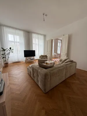 Elegante 4-Zimmer-Wohnung im 1. Bezirk – Bild 2