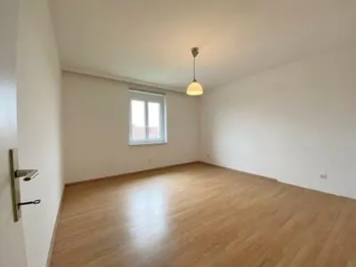 3-Zimmer-Wohnung kaufen in Baden – 90,4 m², € 268.000 – Bild 5 von 16