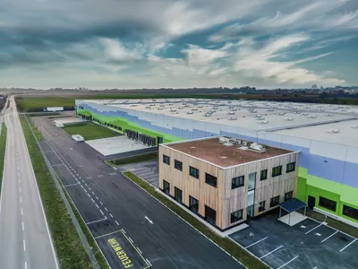 Gewerbeimmobilie mieten in Baden – 7 486 m² – Bild 5 von 7