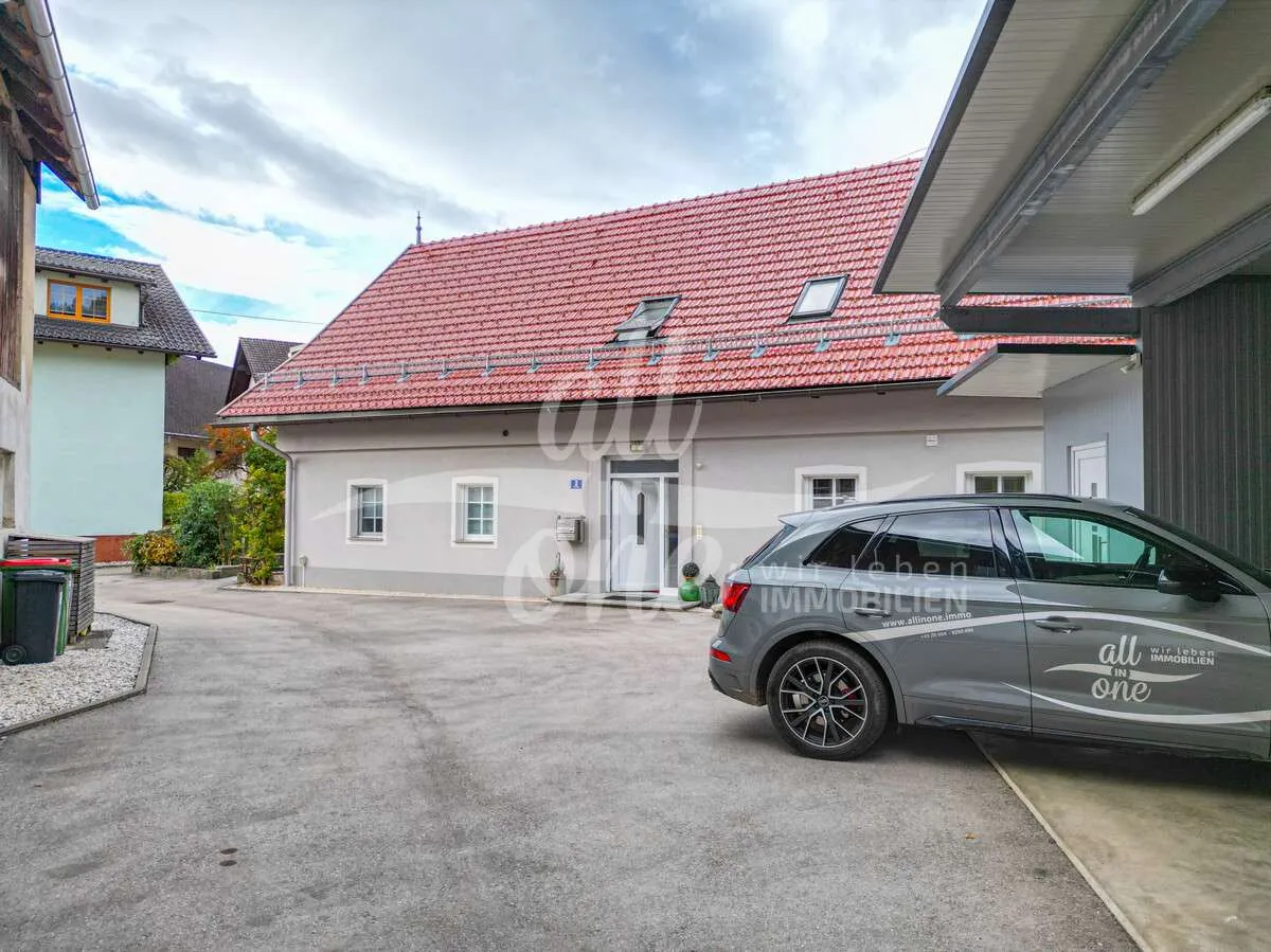 Zinshaus - Kernsarniertes Haus mit 3 Einheiten - Ansicht 2