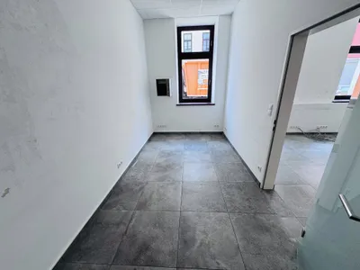 6-Zimmer-Gewerbeimmobilie mieten in Wien – 131 m², € 2.483 – Bild 18 von 25
