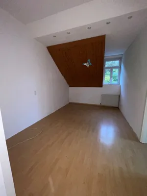 Wohnung mieten in Leoben – 78 m², € 355 – Bild 6 von 10
