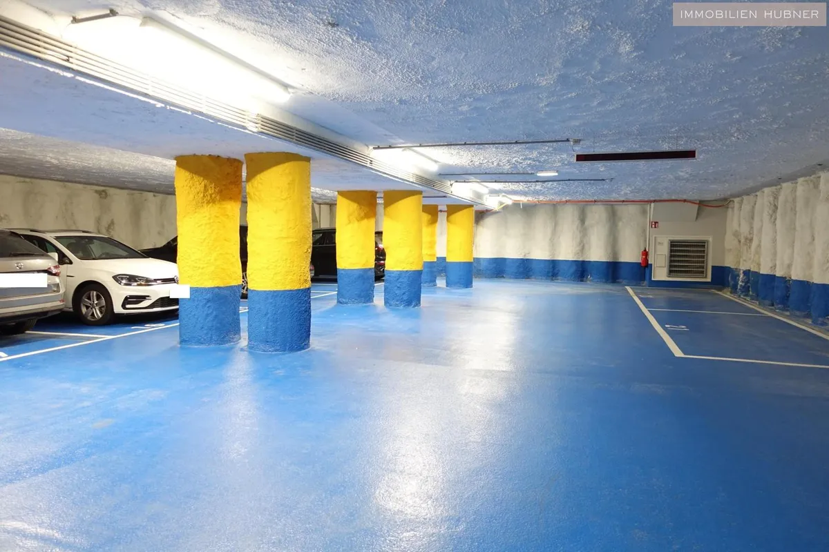 ab 1.11.26: Garagenplatz beim Spittelberg zu vermieten! Auto-Lift! - Ansicht 3