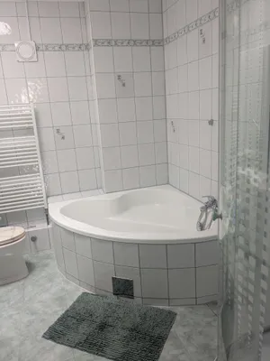 4-Zimmer-Wohnung mieten in Baden – 114 m², € 890 – Bild 14 von 18
