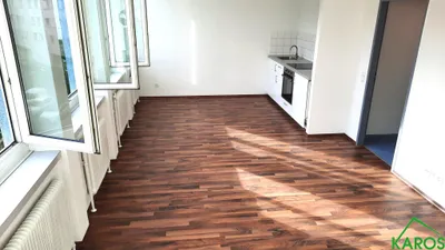SANIERTE SINGLEWOHNUNG *INKL. KÜCHENZEILE* – Bild 2