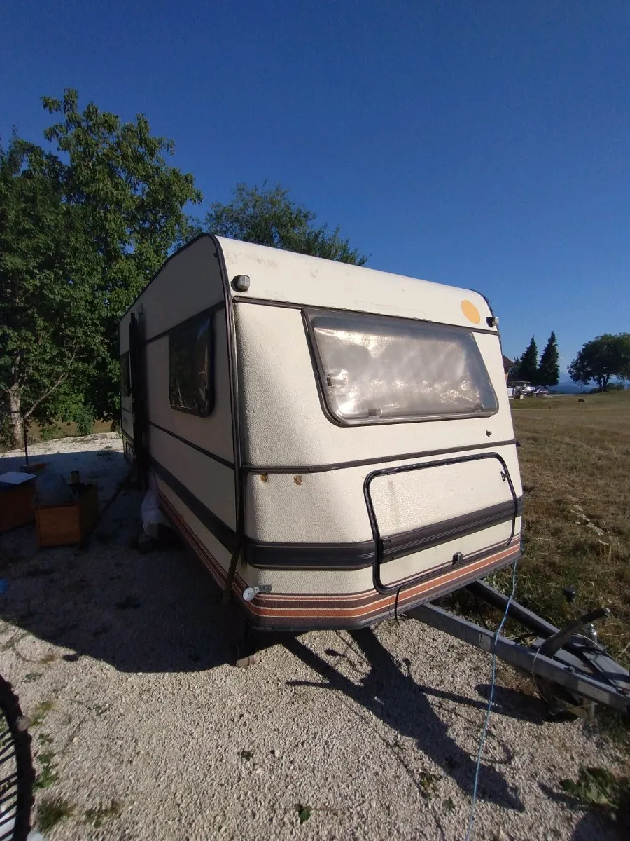 Eriba Nova L 490T
