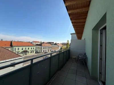 3-Zimmer-Wohnung kaufen in Wiener Neustadt – 66,57 m², € 98.000 – Bild 1 von 11