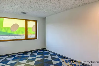 Gewerbeimmobilie mieten in Wels-Land – 352 m², € 5.804 – Bild 2 von 8