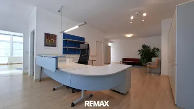 4-Zimmer-Gewerbeimmobilie mieten in Salzburg-Umgebung – 142 m², € 1.650 – Bild 6 von 11