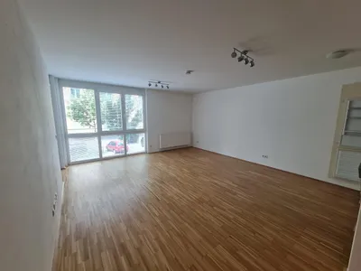 Helle Neubauwohnung mit Loggia und Garagenparkplatz. – Bild 2
