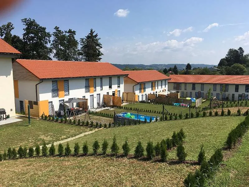 Wohnung, ca. 90 m², Dammwaldstraße 2c in Fehring (mit Terrasse) - Ansicht 2