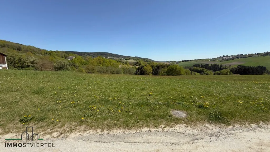 Großes Grundstück mit herrlicher Aussicht auf Maria Taferl und ins Alpenvorland! Hobbylandwirtschaft möglich! – pohled 3