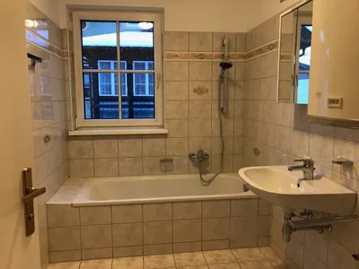 2-Zimmer-Wohnung mieten in Hallein – 53,56 m², € 860 – Bild 6 von 8