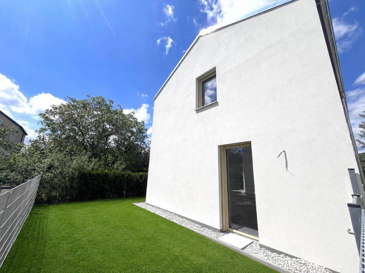 Erstbezug - Einfamilienhaus - Ansicht 2