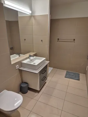1-Zimmer-Wohnung mieten in Linz – 34 m², € 749 – Bild 7 von 9